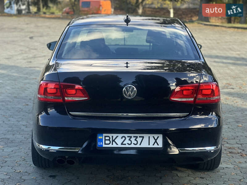 Седан Volkswagen Passat 2013 в Дубні