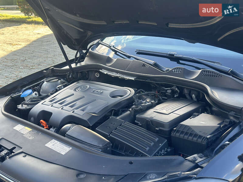 Седан Volkswagen Passat 2013 в Дубні