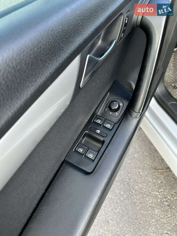 Универсал Volkswagen Passat 2012 в Полтаве фото 12 Универсал Volkswagen Passat 2012 в Полтаве