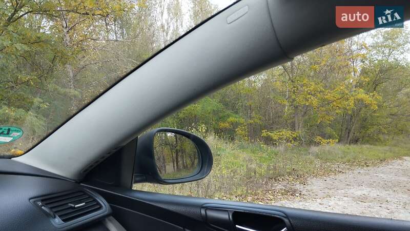 Седан Volkswagen Passat 2005 в Запорожье фото 34 Седан Volkswagen Passat 2005 в Запорожье