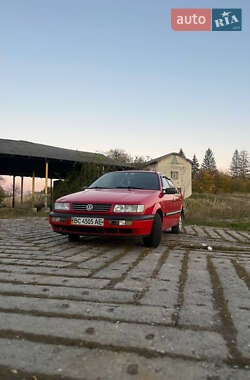 Седан Volkswagen Passat 1994 в Львове Седан Volkswagen Passat 1994 в Львове