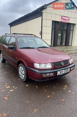 Универсал Volkswagen Passat 1994 в Заречном