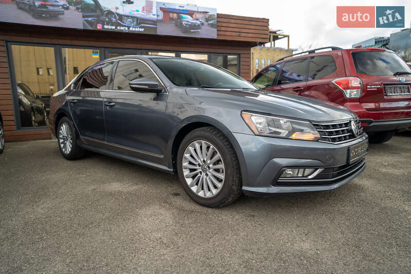 Седан Volkswagen Passat 2016 в Києві