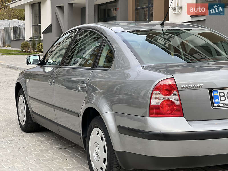 Седан Volkswagen Passat 2001 в Тернополе