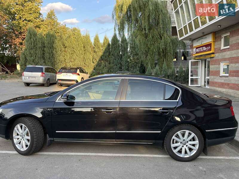 Седан Volkswagen Passat 2006 в Ивано-Франковске