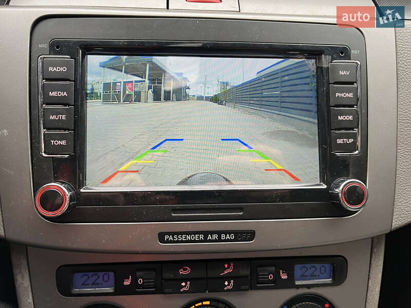 Седан Volkswagen Passat 2005 в Крюківщині