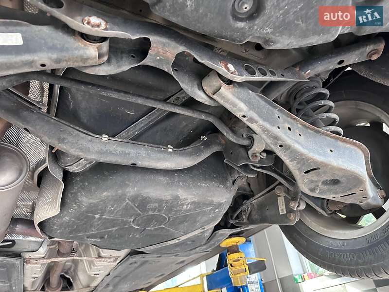 Седан Volkswagen Passat 2016 в Киеве