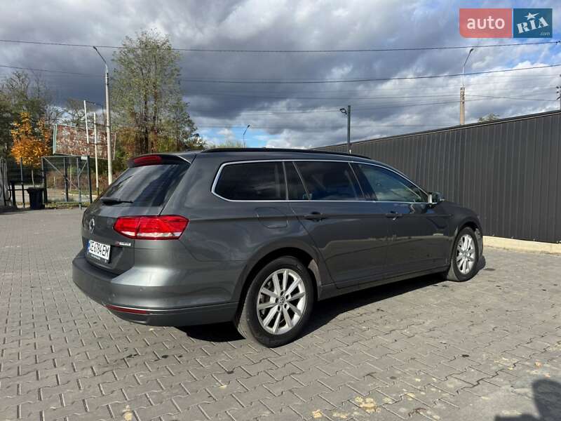 Универсал Volkswagen Passat 2015 в Черновцах