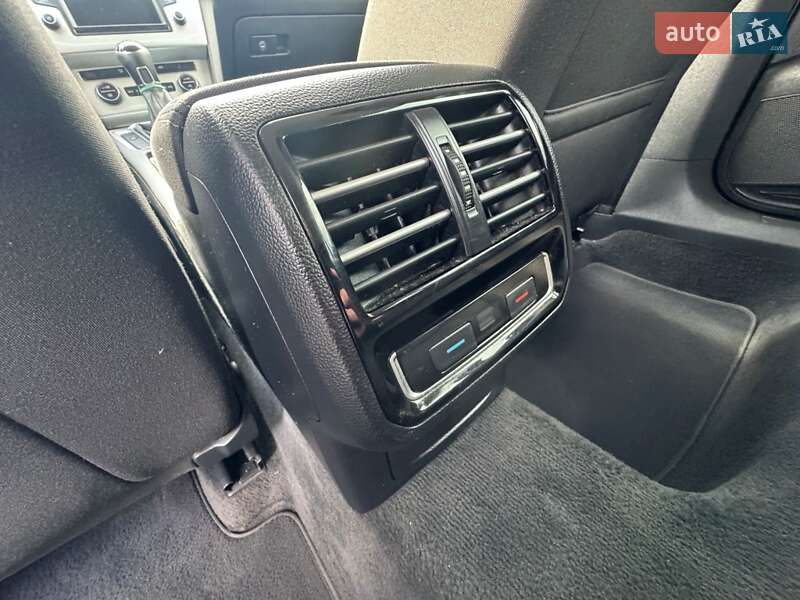 Универсал Volkswagen Passat 2015 в Черновцах