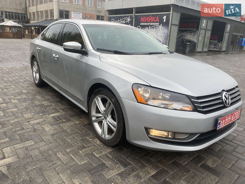 Седан Volkswagen Passat 2013 в Виннице