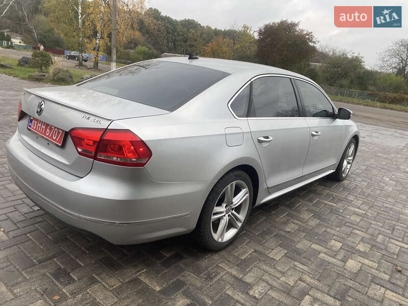 Седан Volkswagen Passat 2013 в Виннице