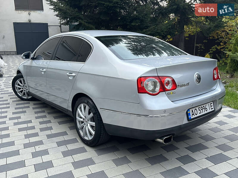 Седан Volkswagen Passat 2005 в Мукачево