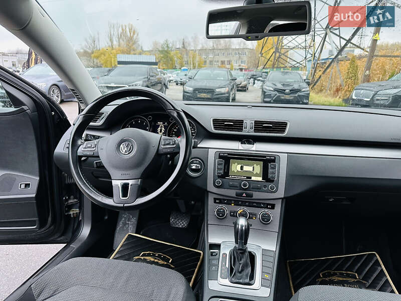 Универсал Volkswagen Passat 2013 в Харькове