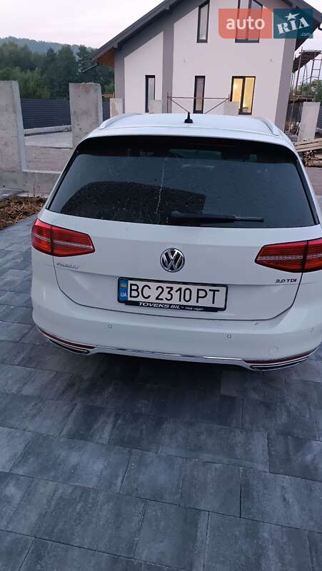 Универсал Volkswagen Passat 2017 в Золочеве