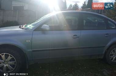 Седан Volkswagen Passat 1997 в Старом Самборе