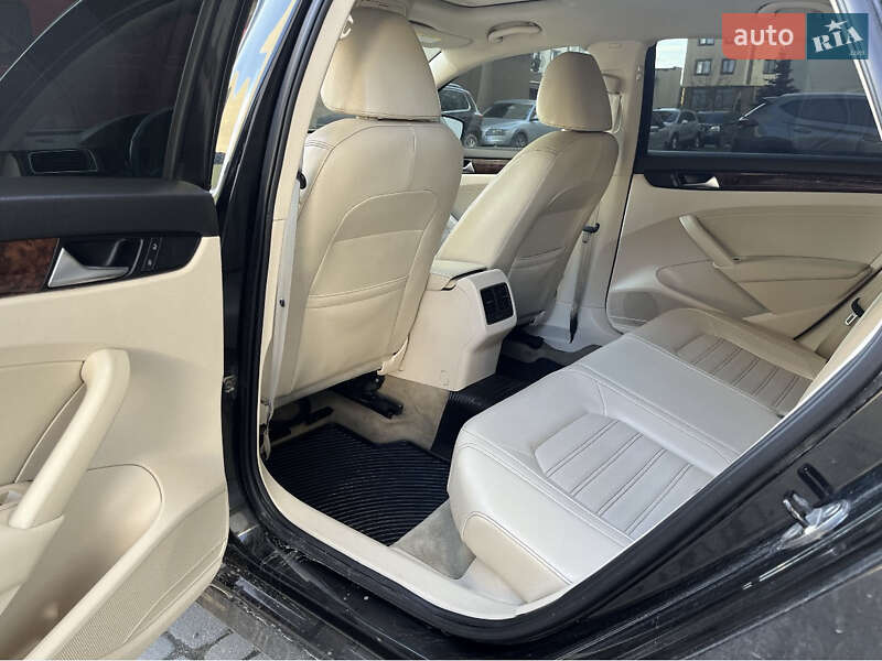 Седан Volkswagen Passat 2013 в Залещиках