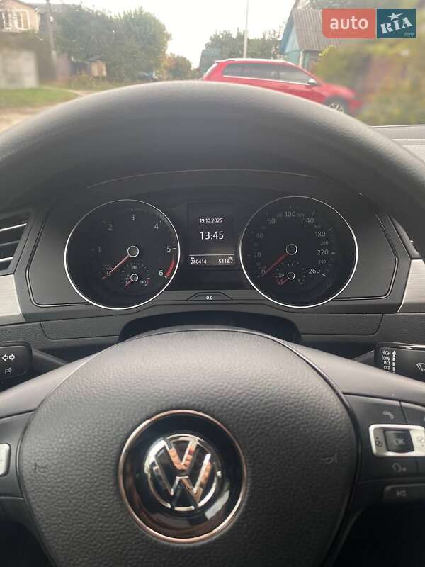 Универсал Volkswagen Passat 2016 в Чернигове