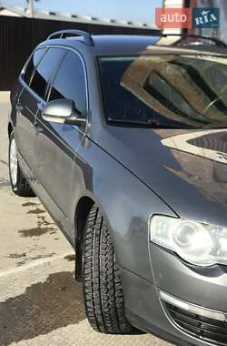 Универсал Volkswagen Passat 2008 в Жидачове