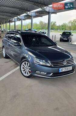 Універсал Volkswagen Passat 2011 в Запоріжжі