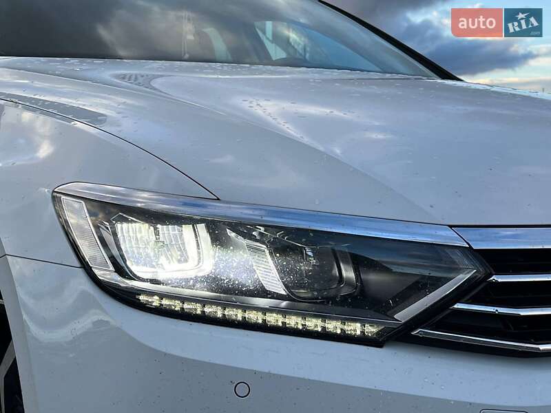 Універсал Volkswagen Passat 2016 в Львові фото 13 Універсал Volkswagen Passat 2016 в Львові