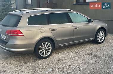Универсал Volkswagen Passat 2012 в Торчине