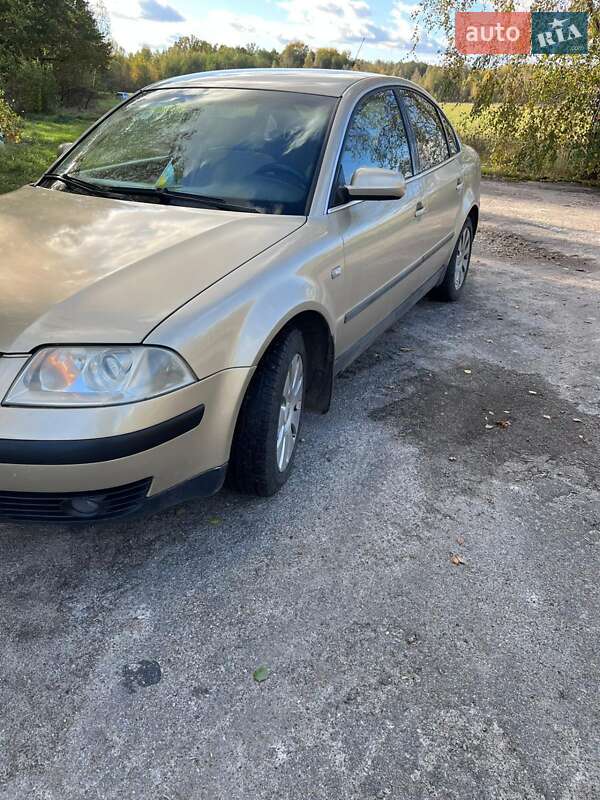 Седан Volkswagen Passat 2002 в Емильчине фото 8 Седан Volkswagen Passat 2002 в Емильчине