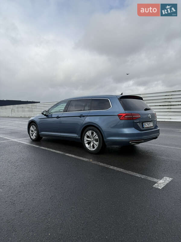 Универсал Volkswagen Passat 2017 в Львове фото 6 Универсал Volkswagen Passat 2017 в Львове