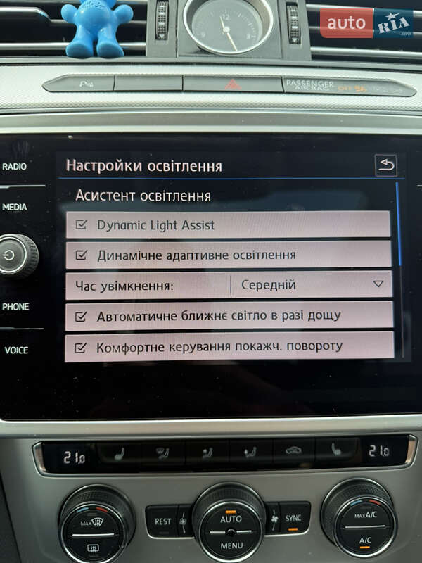 Универсал Volkswagen Passat 2017 в Львове фото 48 Универсал Volkswagen Passat 2017 в Львове