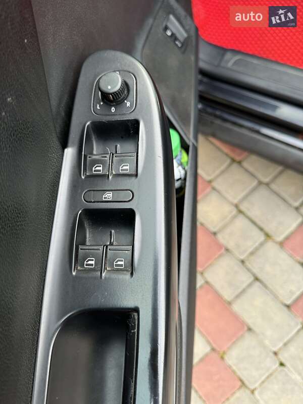 Седан Volkswagen Passat 2007 в Одессе