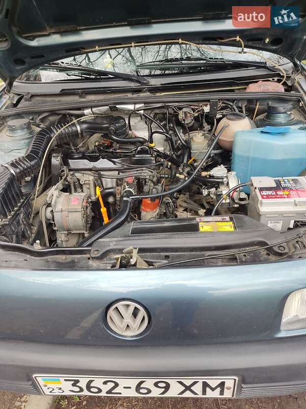 Седан Volkswagen Passat 1990 в Каменец-Подольском фото Седан Volkswagen Passat 1990 в Каменец-Подольском