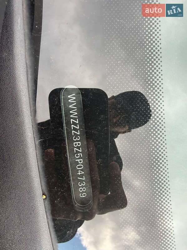 Седан Volkswagen Passat 2004 в Коломые