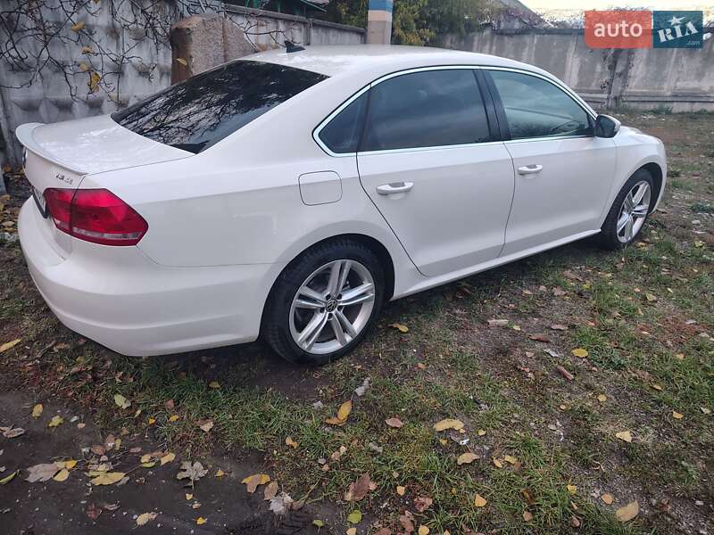 Седан Volkswagen Passat 2013 в Каменском