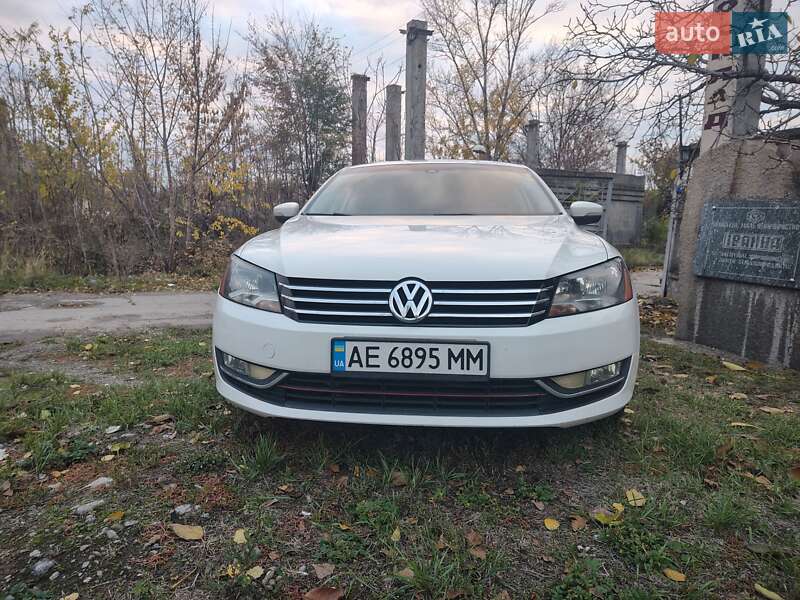 Седан Volkswagen Passat 2013 в Каменском