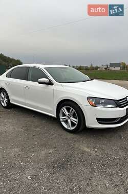 Седан Volkswagen Passat 2013 в Козельце