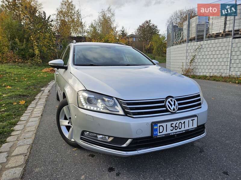 Универсал Volkswagen Passat 2013 в Новояворовске фото Универсал Volkswagen Passat 2013 в Новояворовске