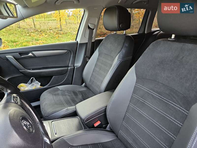 Универсал Volkswagen Passat 2013 в Новояворовске фото 17 Универсал Volkswagen Passat 2013 в Новояворовске