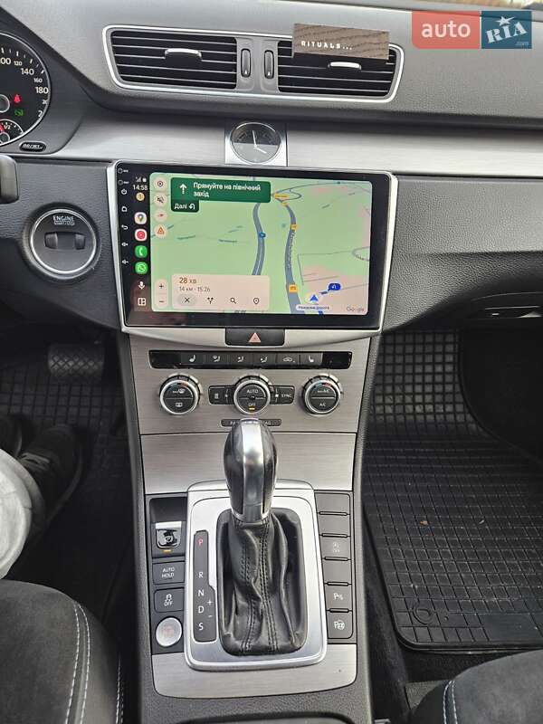 Универсал Volkswagen Passat 2013 в Новояворовске фото 25 Универсал Volkswagen Passat 2013 в Новояворовске