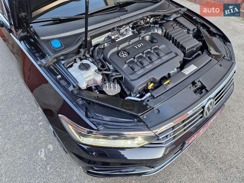 Универсал Volkswagen Passat 2016 в Киеве фото 67 Универсал Volkswagen Passat 2016 в Киеве