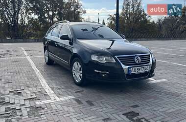 Универсал Volkswagen Passat 2006 в Харькове