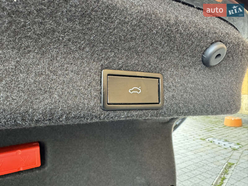 Седан Volkswagen Passat 2016 в Львове фото 10 Седан Volkswagen Passat 2016 в Львове