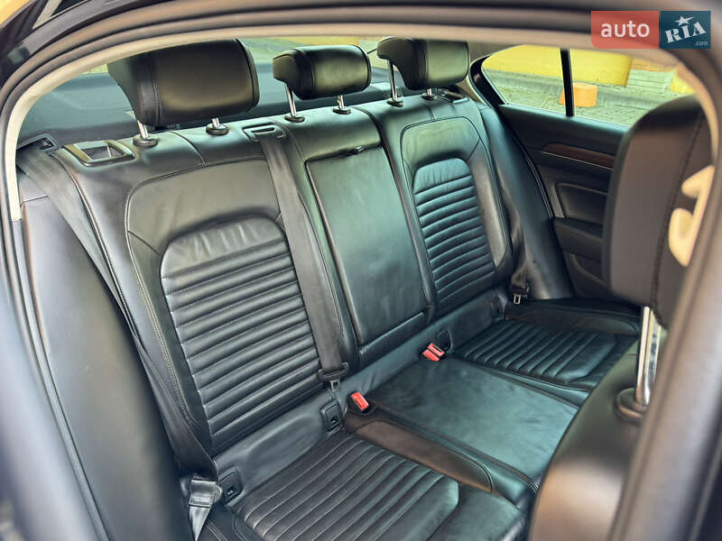 Седан Volkswagen Passat 2016 в Львове фото 14 Седан Volkswagen Passat 2016 в Львове