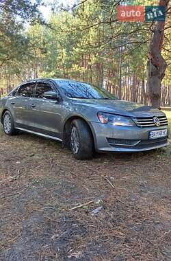 Седан Volkswagen Passat 2015 в Кропивницком