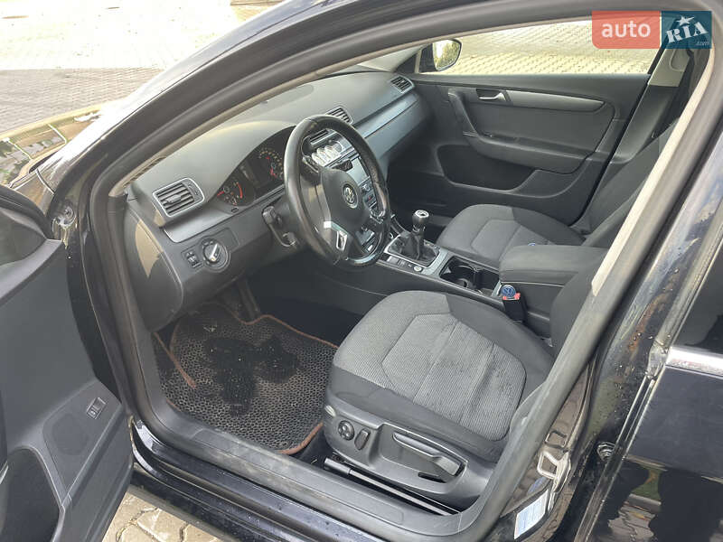 Універсал Volkswagen Passat 2010 в Кіцмані