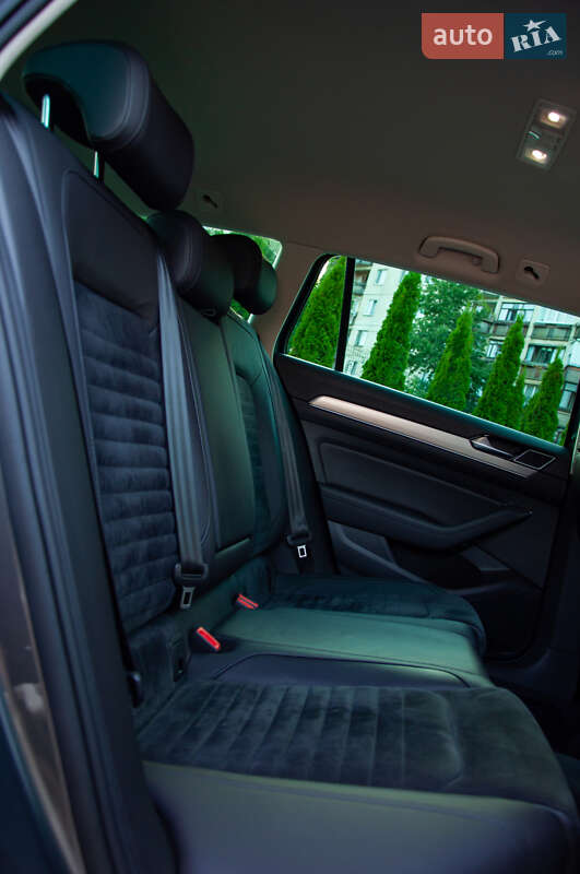 Універсал Volkswagen Passat 2016 в Ужгороді