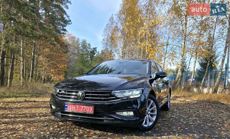 Универсал Volkswagen Passat 2022 в Буче