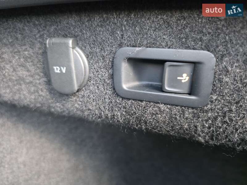 Универсал Volkswagen Passat 2022 в Буче