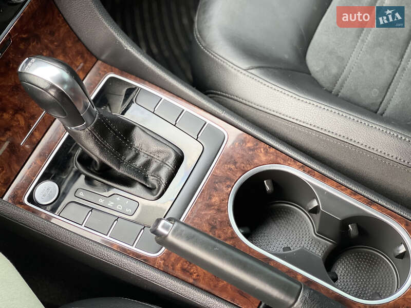 Седан Volkswagen Passat 2012 в Нововолынске фото 38 Седан Volkswagen Passat 2012 в Нововолынске