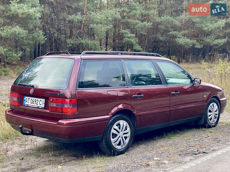 Універсал Volkswagen Passat 1996 в Харкові