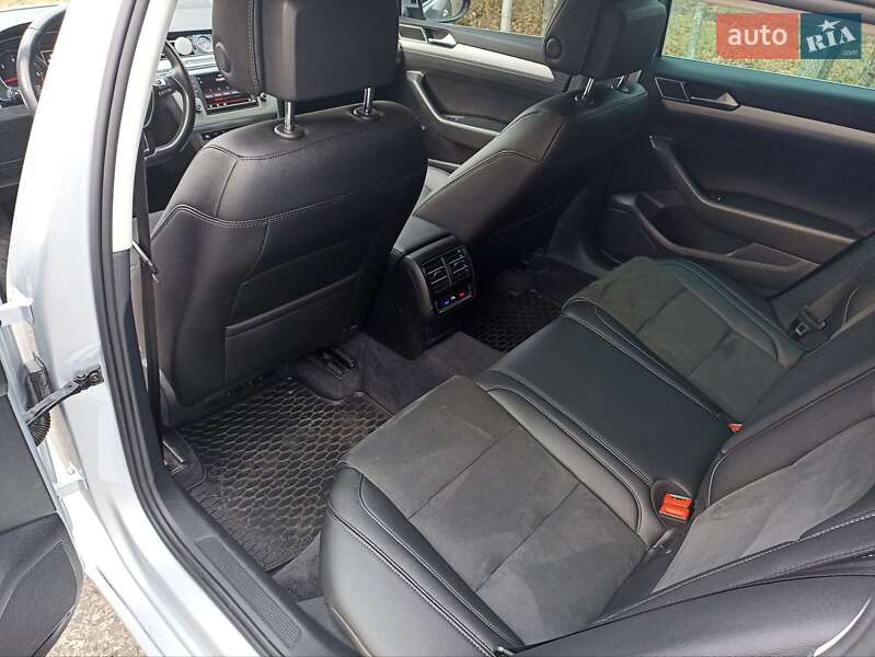 Универсал Volkswagen Passat 2016 в Радомышле