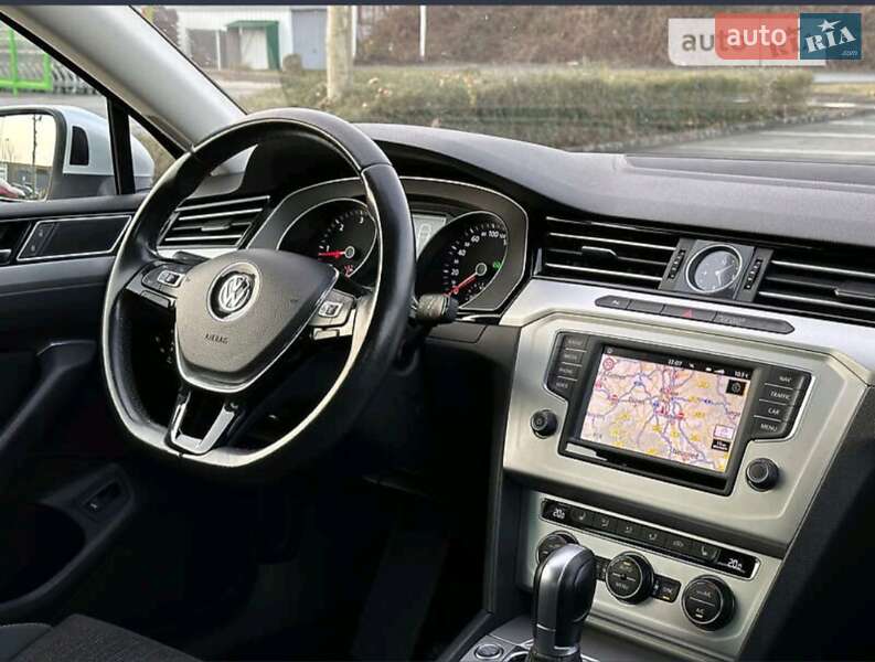 Универсал Volkswagen Passat 2016 в Радомышле